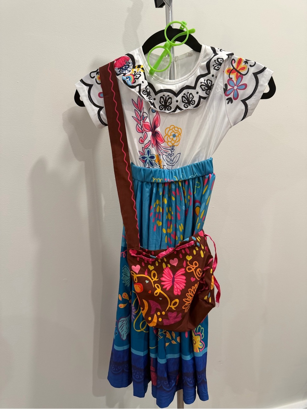 Mirabel Costume for Girls Halloween dress up Girl size 4-5.